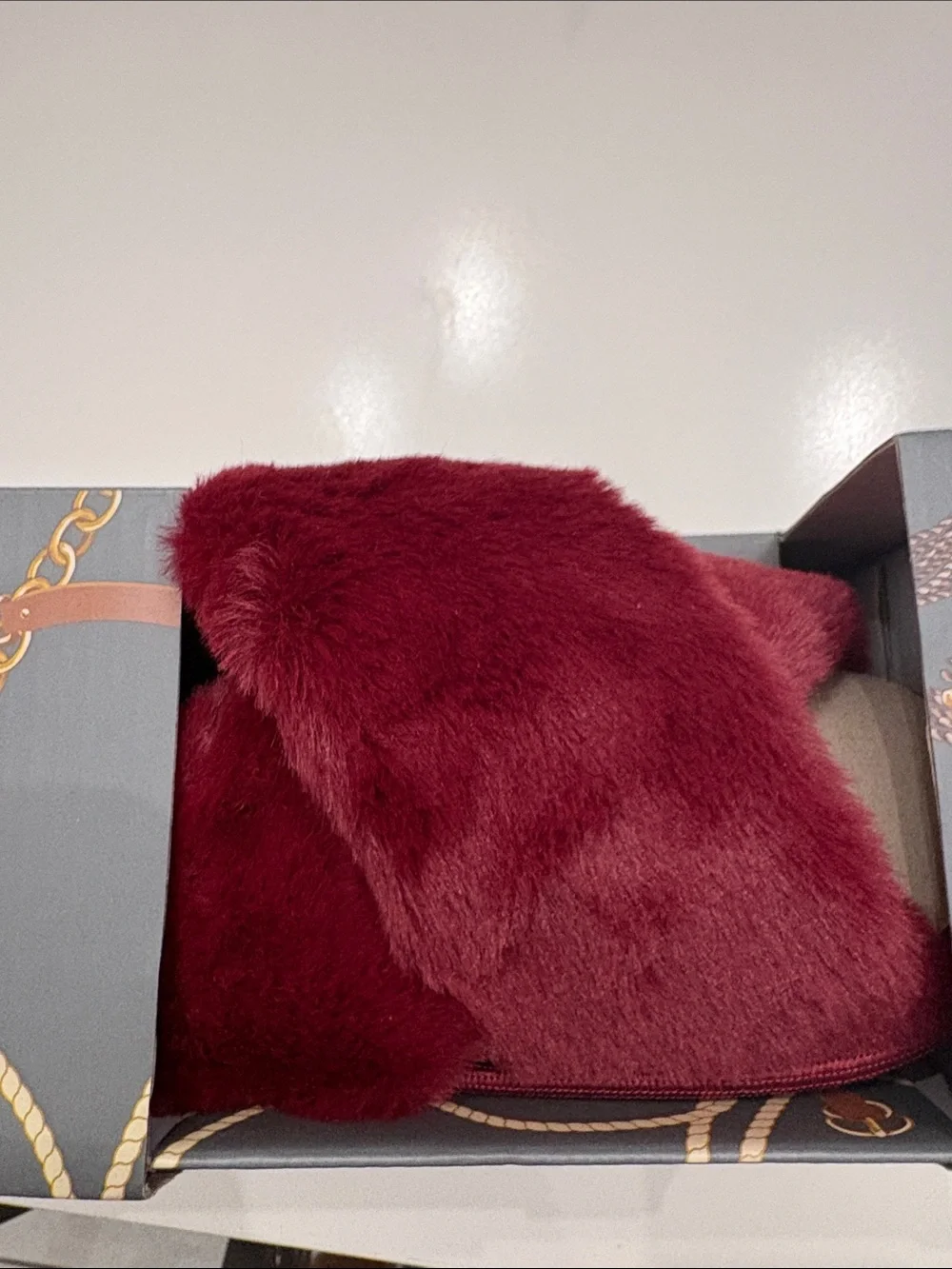 Adrienne Vittadini Women's Burgundy Faux Fur Slide Slippers New in Box